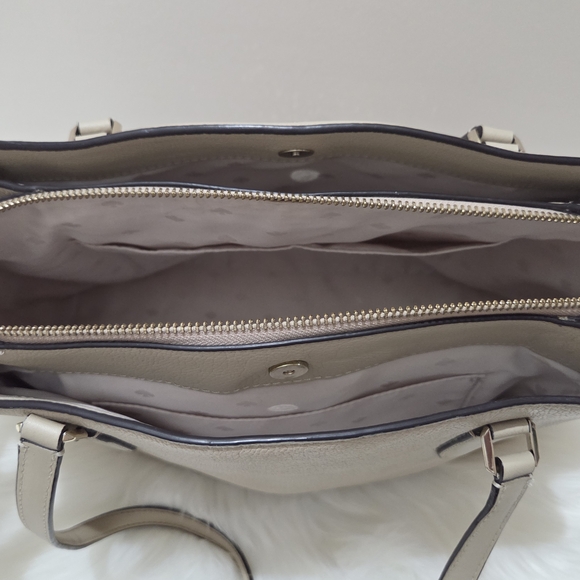 Kate Spade New York Monet Large Triple Compartment Tote in Cream - Picture 4 of 6